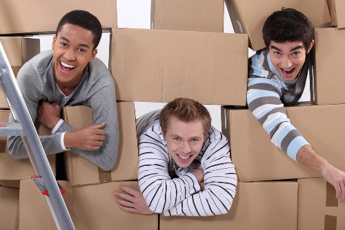 Local piano removals for residential and commercial properties in Islington