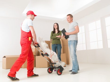 Household moving support across Islington streets