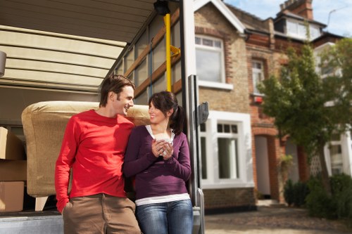 Packing and furniture loading for a house move in Islington